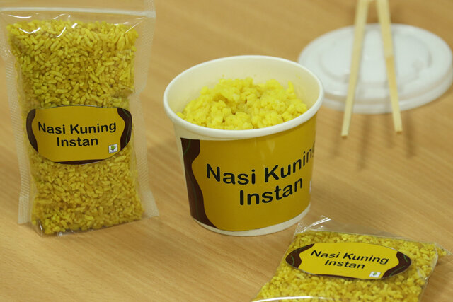 Hanya 5 Menit, Nasi Kuning Siap Dinikmati