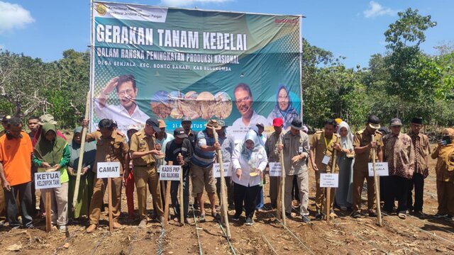 Sosialisasi dan Gertam Kedelai Mendukung Produksi Kedelai Nasional di Kabupaten Bulukumba