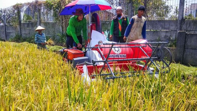 Amankan Produksi Beras, Kementan Giatkan Penggunaan Alsintan Saat Panen Raya