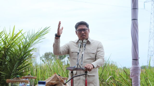 Wamentan Sudaryono Dorong Optimasi Lahan Rawa Capai 106 Ribu Hektar dan 150 Ribu Hektar Cetak Sawah Baru di Sumsel