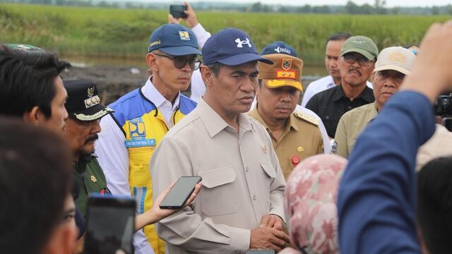 Mentan Amran Optimistis Oplah dan Cetak Sawah Kalsel Bisa Selesaikan Persoalan Impor Beras