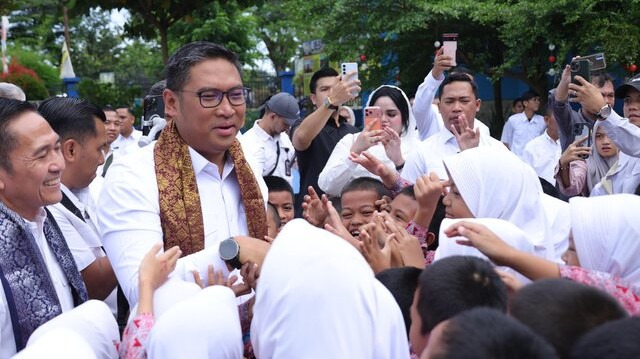 Datangi SDN 238 Palembang, Sudaryono Ungkap Misi Rahasia di Balik Program MBG