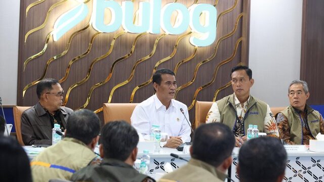 Rekor Stok Beras Bulog Tertinggi Diapresiasi Presiden, Mentan Koordinasi Siapkan Gudang Baru Hadapi Panen Raya