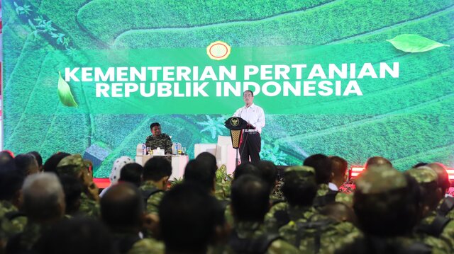 Di Hadapan Ribuan Kepala Desa se-Sulsel, Mentan Amran Bicara Soal Kunci Sukses hingga Hilirisasi
