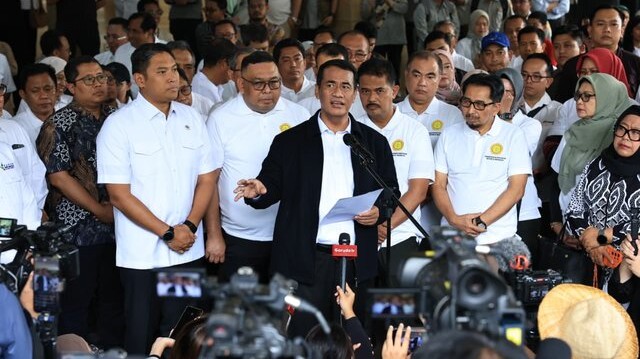 Mentan Amran Tegaskan Bantuan Pemerintah dan Kementan Peduli Itu Berbeda