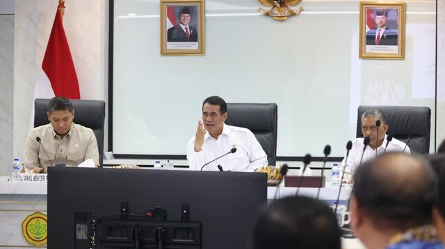 Bangun Ekosistem, Mentan Amran Targetkan Swasembada Bawang Putih dalam Tiga Tahun